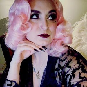 Meet your Posher, Attica